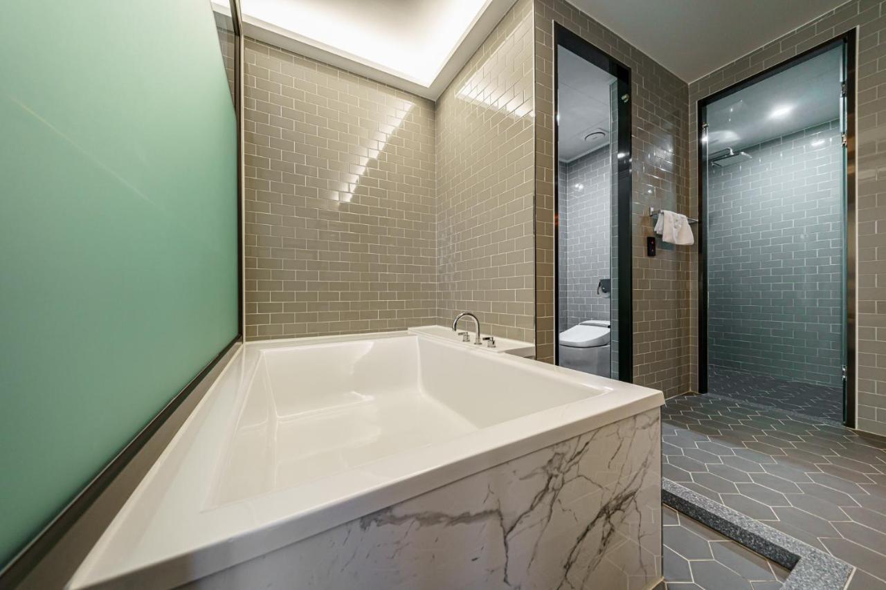 Rest Hotel Gimpo Zewnętrze zdjęcie