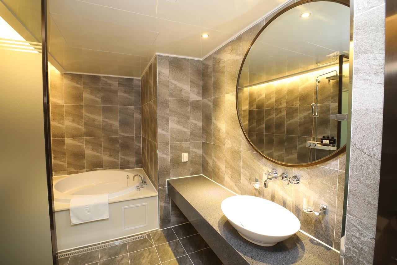 Rest Hotel Gimpo Zewnętrze zdjęcie