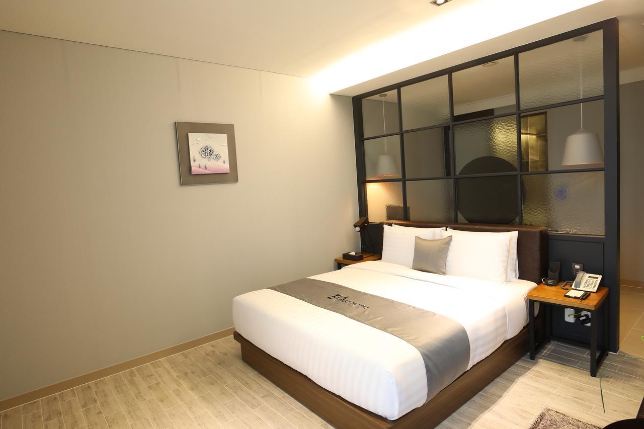 Rest Hotel Gimpo Zewnętrze zdjęcie